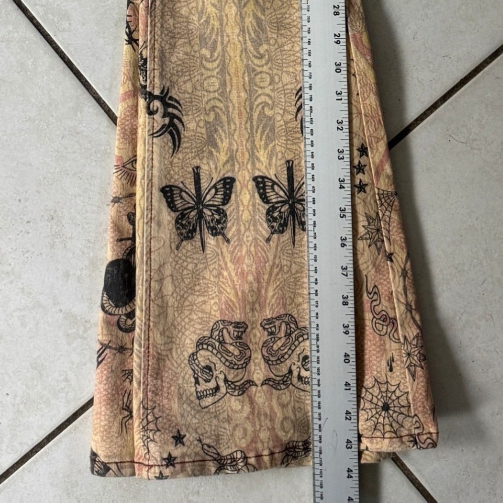 Vintage BDG Urban‎ Outfitters Tattoo Print V Flare Pants Y2K Grunge Size 27 - Picture 14 of 15
